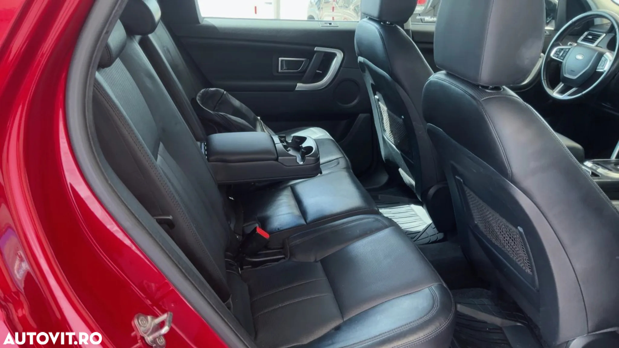Land Rover Discovery Sport 2.0 l TD4 HSE Luxury Aut. - 8