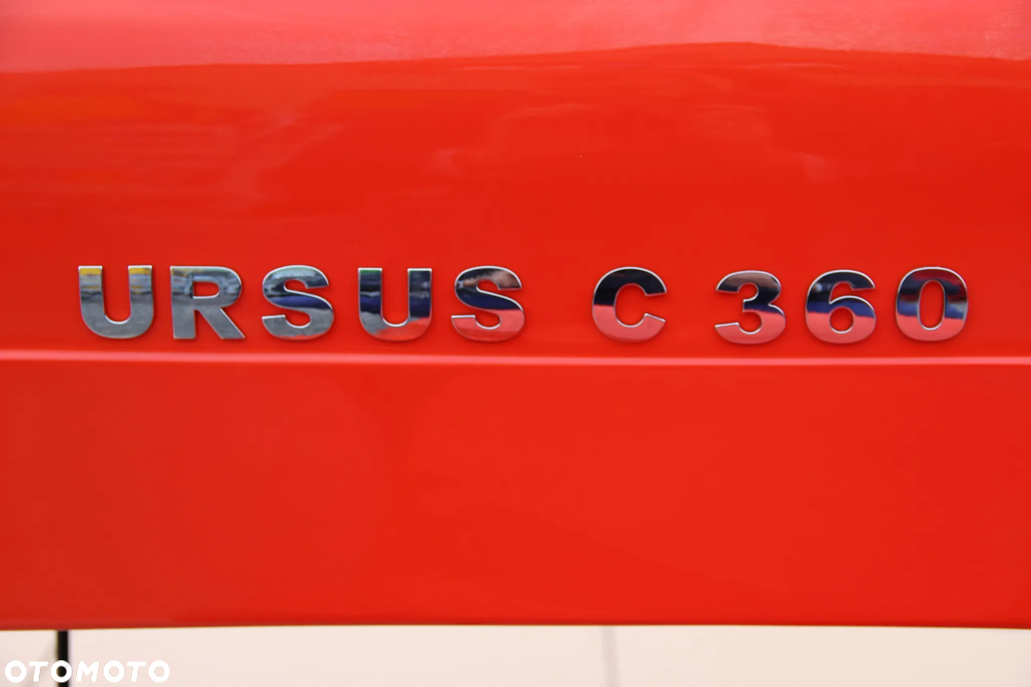 Maska ciągnikowa tworzywo Ursus C360 C-360 model 03 czerwona - 8