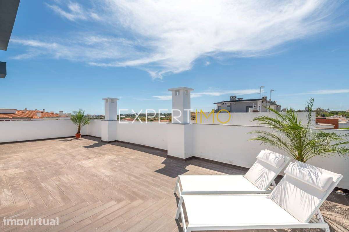 Apartamento T2 NOVO com garagem, arrecadação e piscina - Grande imagem: 4/59