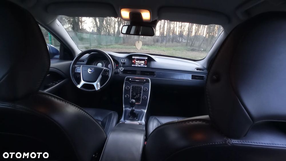 Volvo V70 D4 Ocean Race - 17