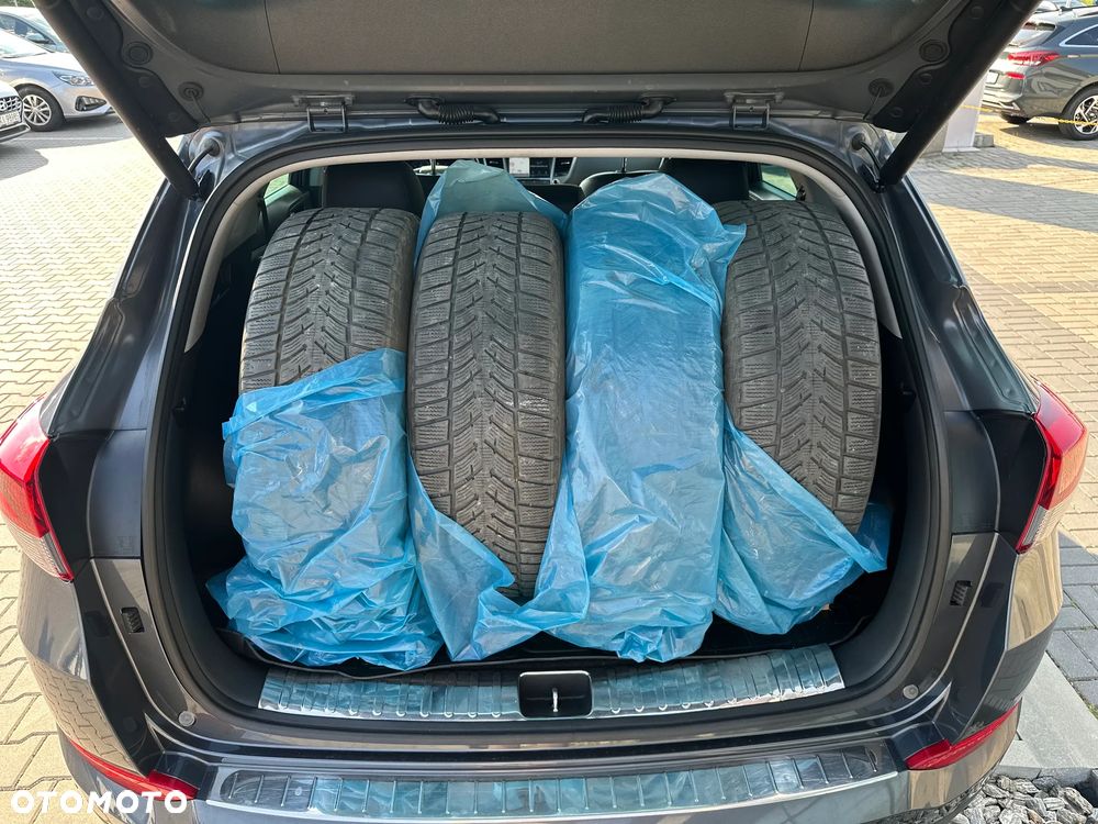 Hyundai Tucson 2.0 CRDI Premium 4WD - 26