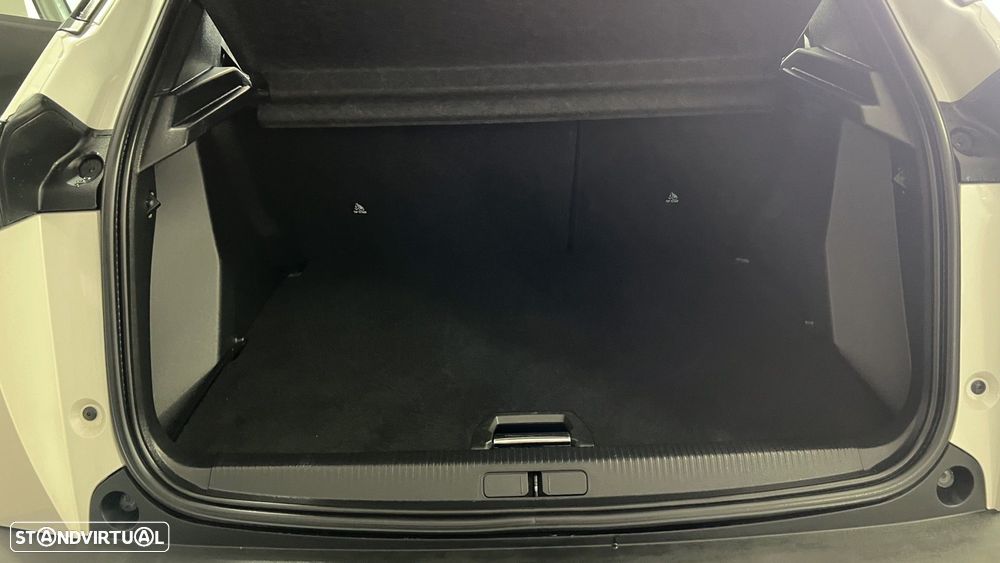 Peugeot 2008 1.2 PureTech GT Line EAT8 - 29