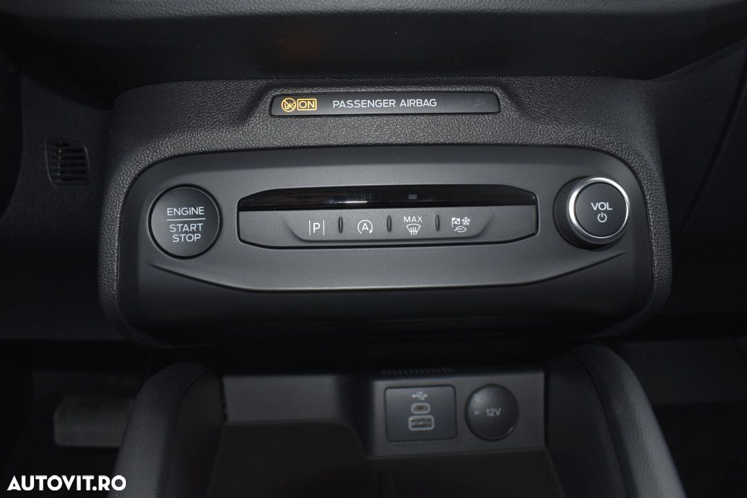 Ford Focus - 25