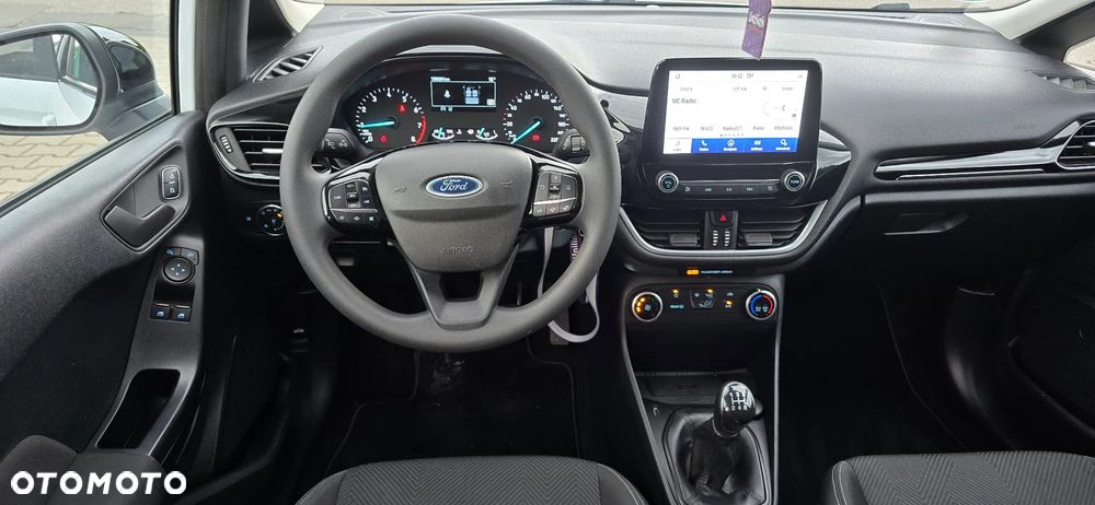 Ford Fiesta - 8