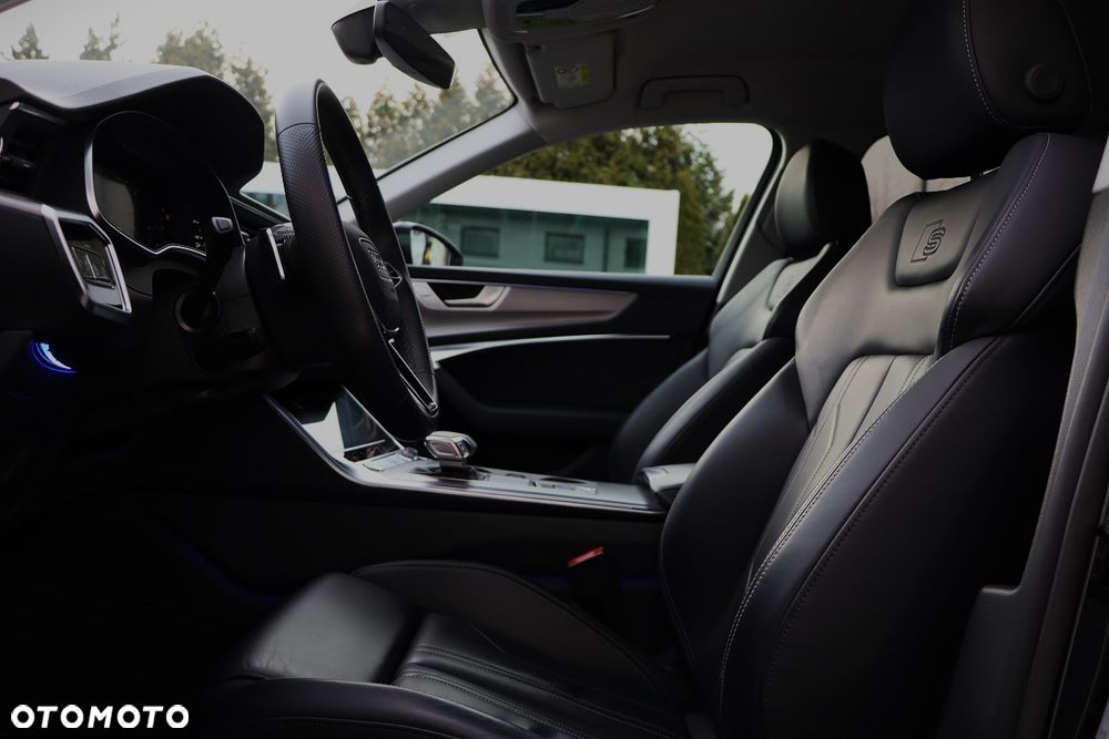 Audi A6 Avant 55 TFSI e quattro S tronic S line - 23