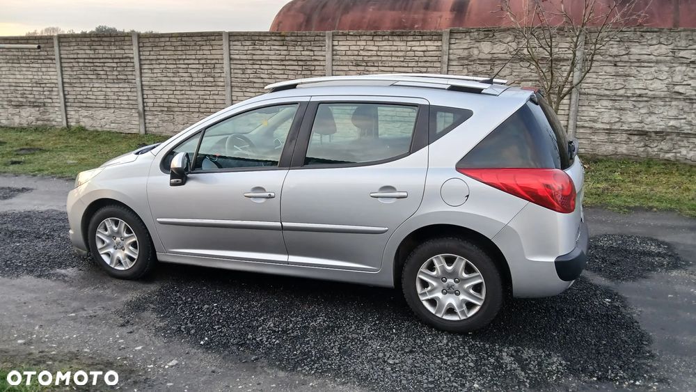 Peugeot 207 1.6 HDi - 4