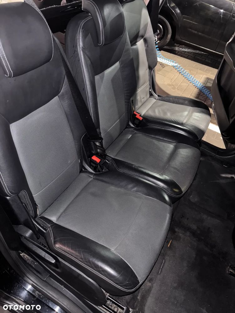 Ford S-Max 2.0 TDCi DPF Titanium - 11