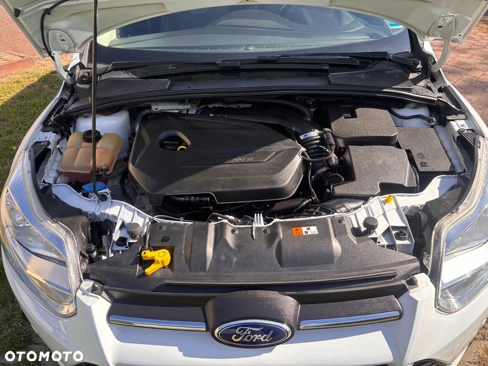 Ford Focus 1.6 EcoBoost Titanium - 21