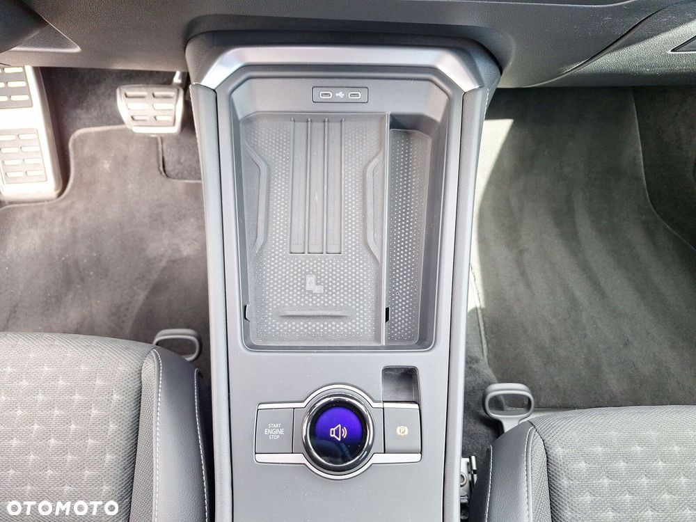 Volkswagen T-Roc - 27