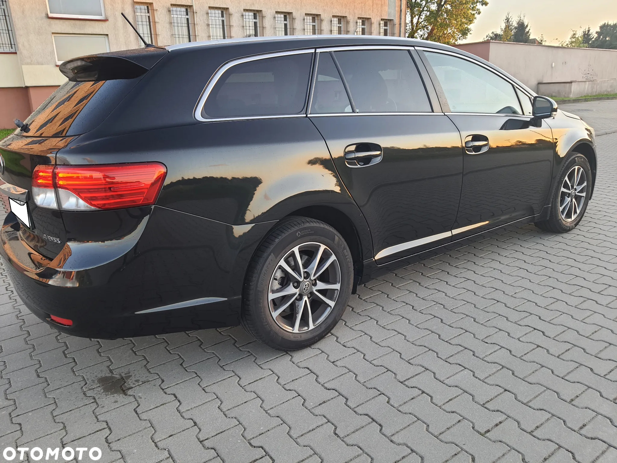 Toyota Avensis 1.8 Business Edition - 5