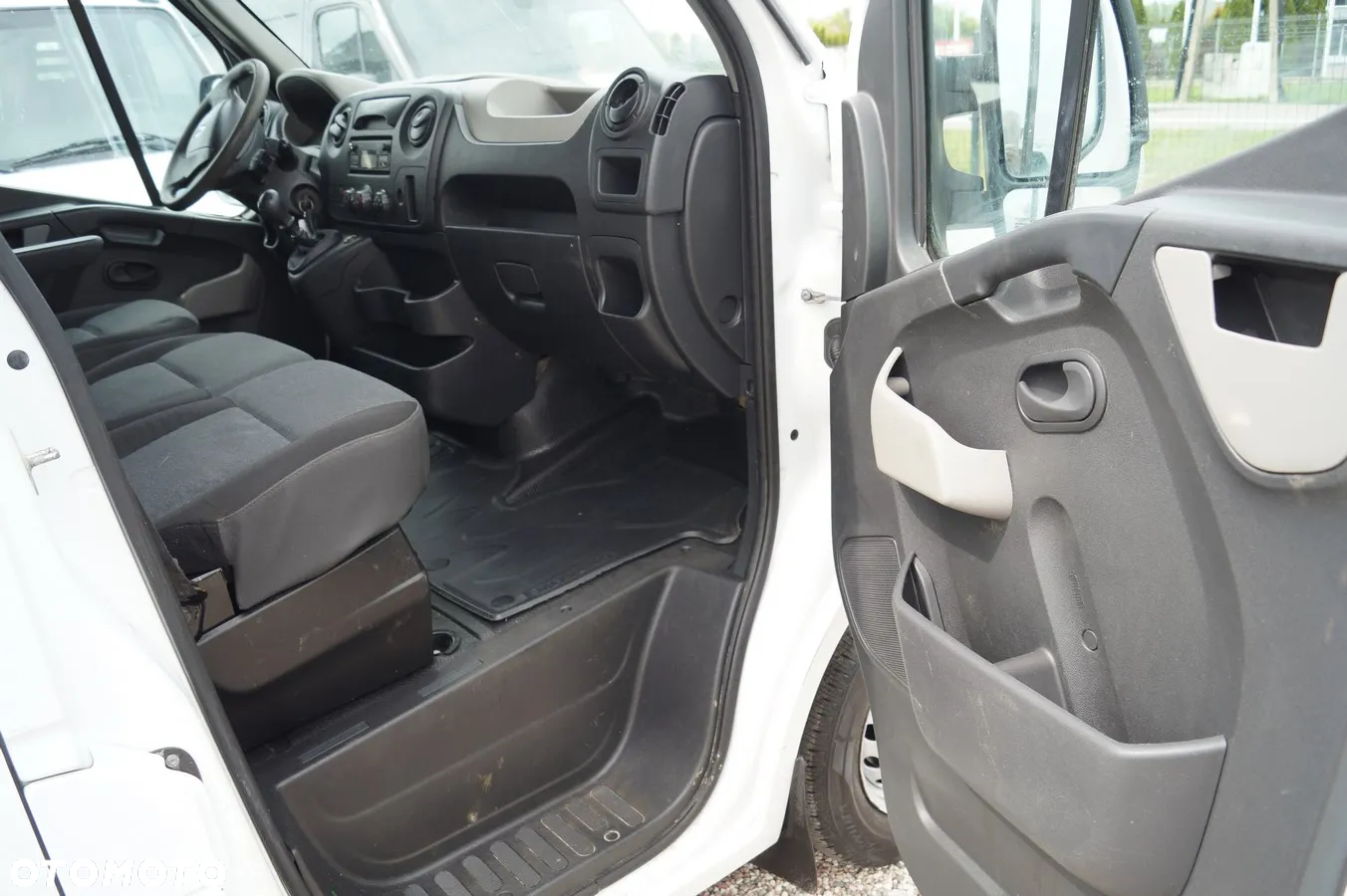 Renault Master - 29
