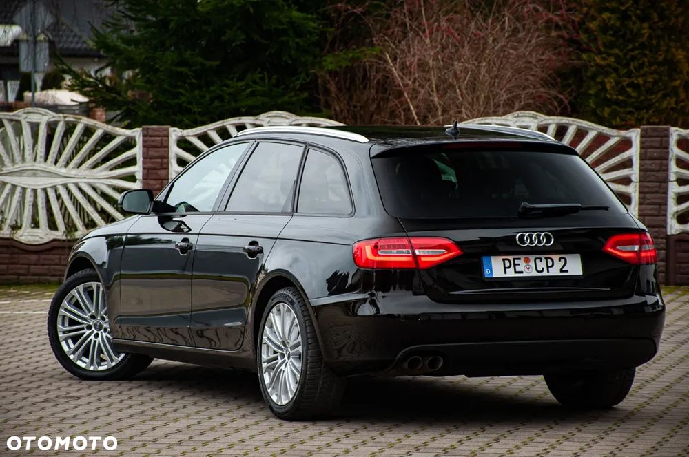 Audi A4 Avant 2.0 TDI DPF Ambiente - 11