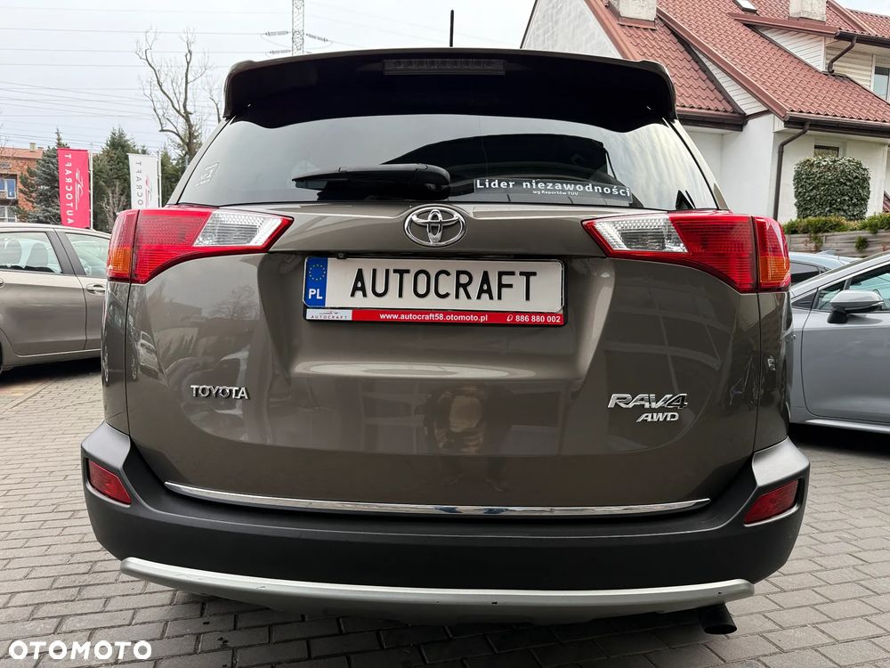 Toyota RAV4 2.0 D-4D Premium - 27