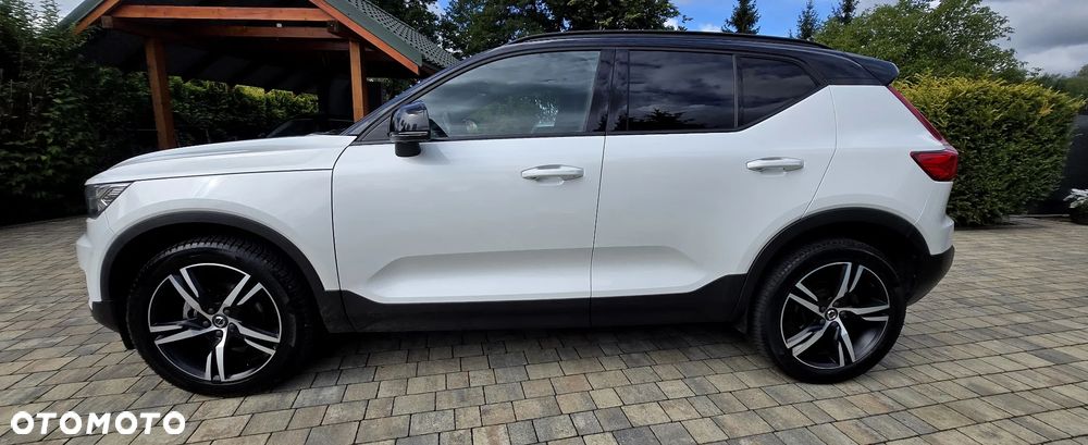 Volvo XC 40 T3 R-Design - 22