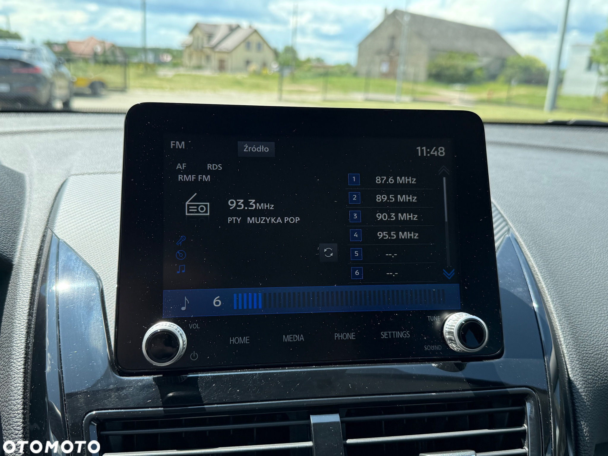 Mitsubishi Eclipse Cross Plug-In Hybrid 4WD Basis - 23