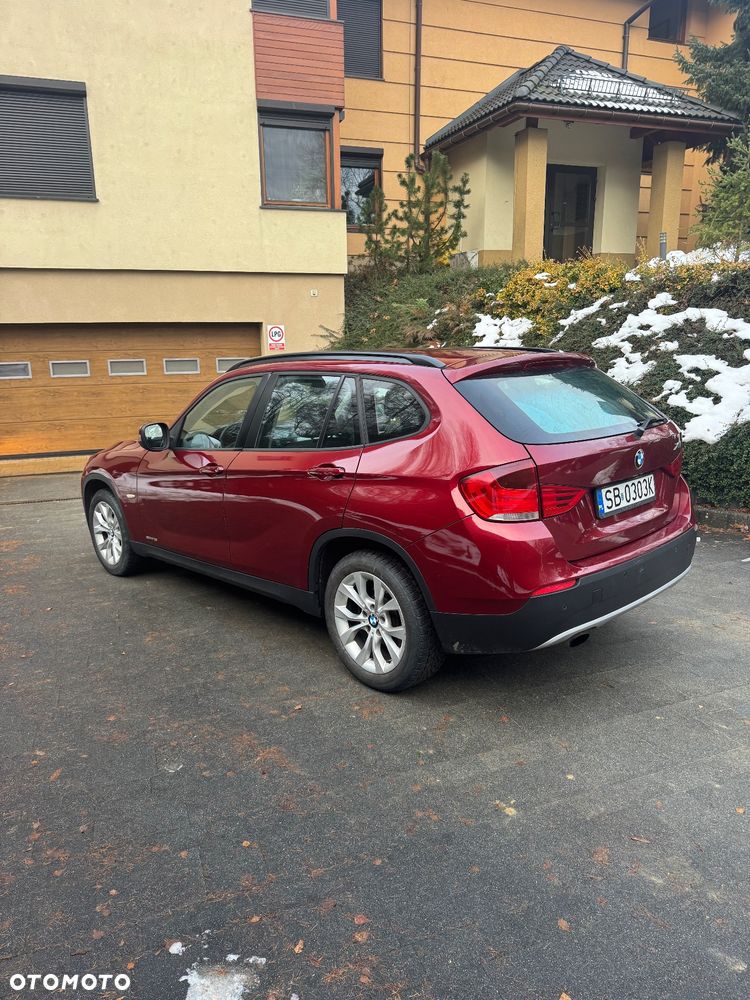 BMW X1 sDrive18i - 16
