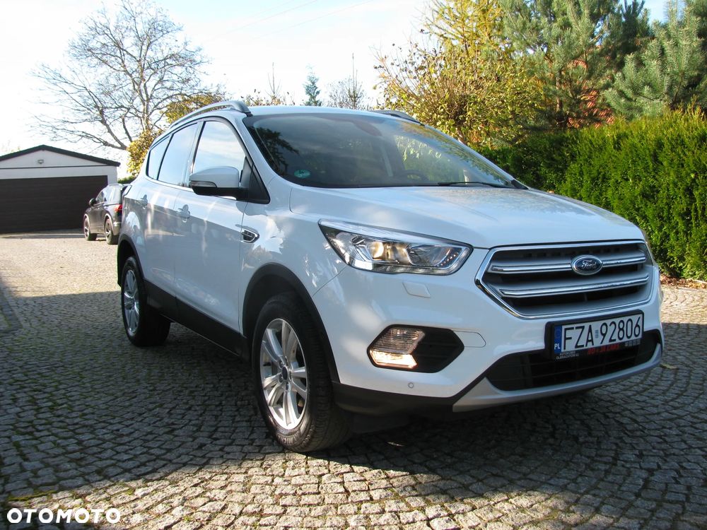 Ford Kuga 1.5 EcoBoost 2x4 Trend - 30
