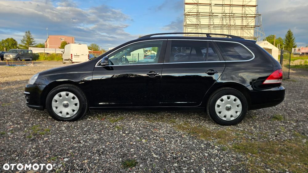 Volkswagen Golf 1.9 TDI DPF Trendline DSG - 6