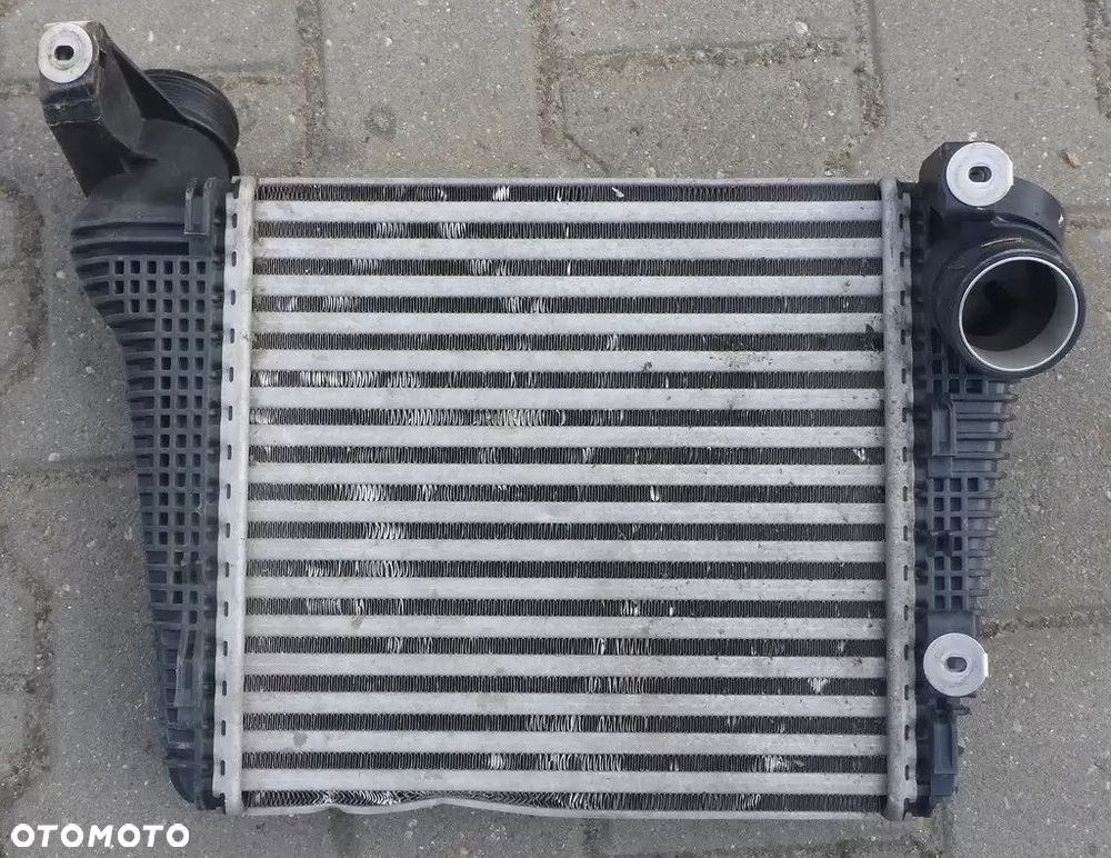Porsche Macan Intercooler 95B.145.803.G - 1
