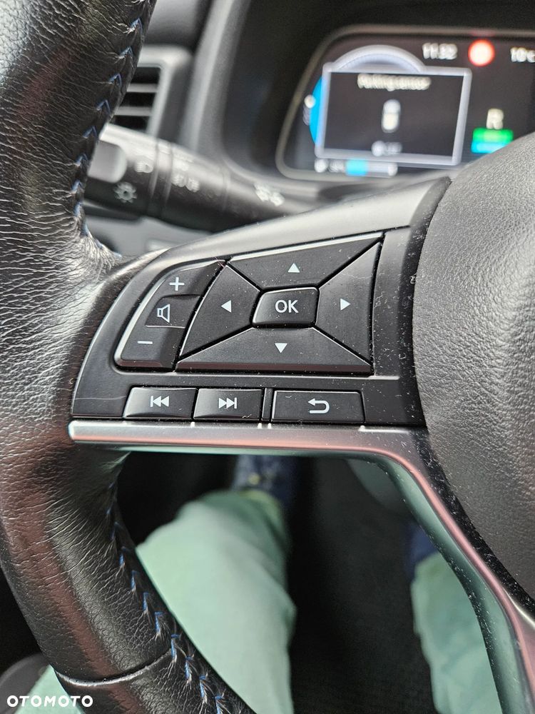 Nissan Leaf 40kWh Tekna - 28