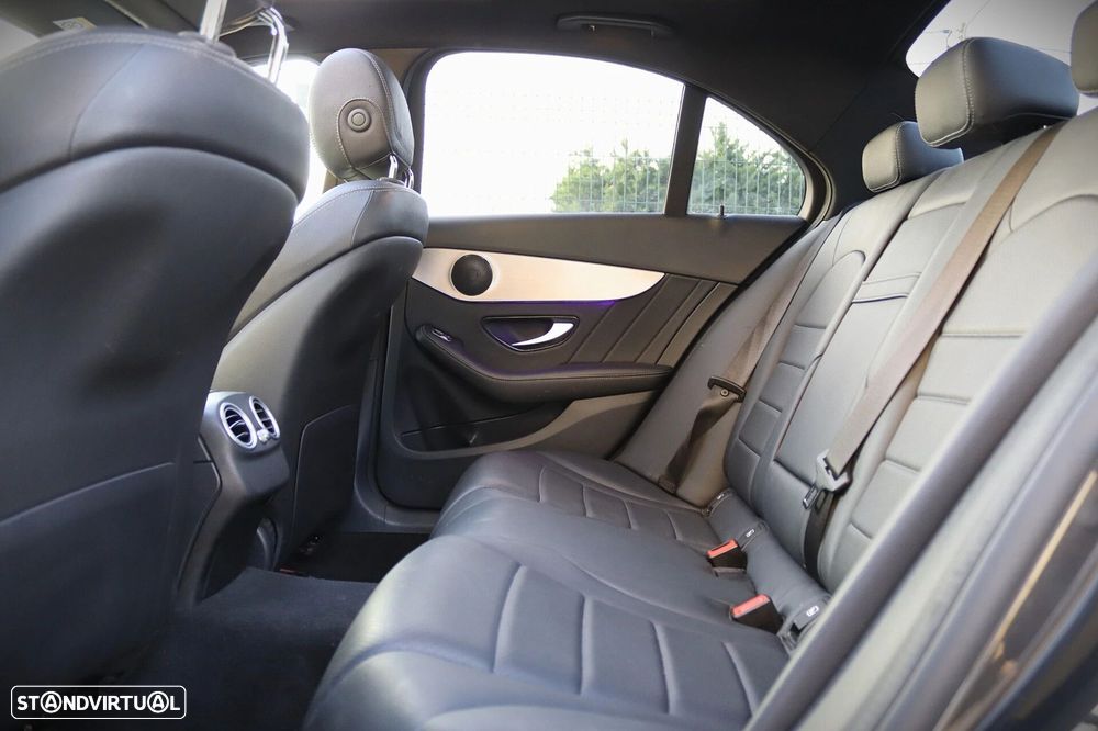 Mercedes-Benz C 300 - 29