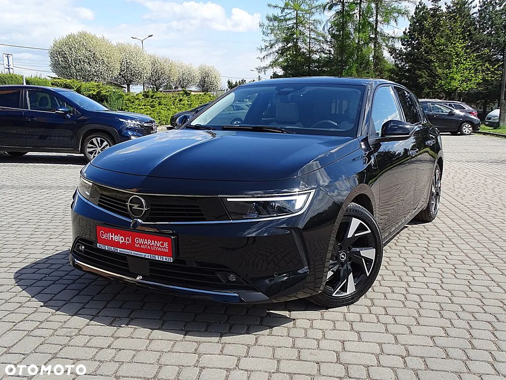 Opel Astra 1.2 Turbo GS - 24