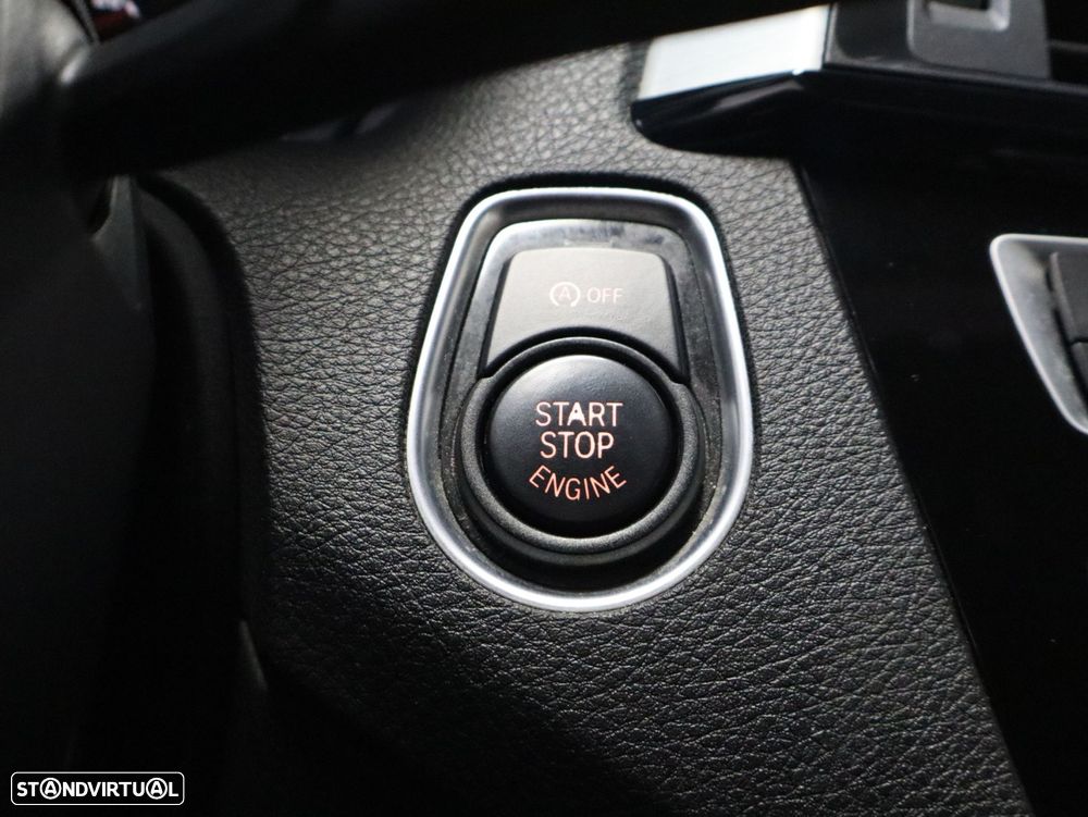 BMW 218 i Cabrio Pack M Auto - 15