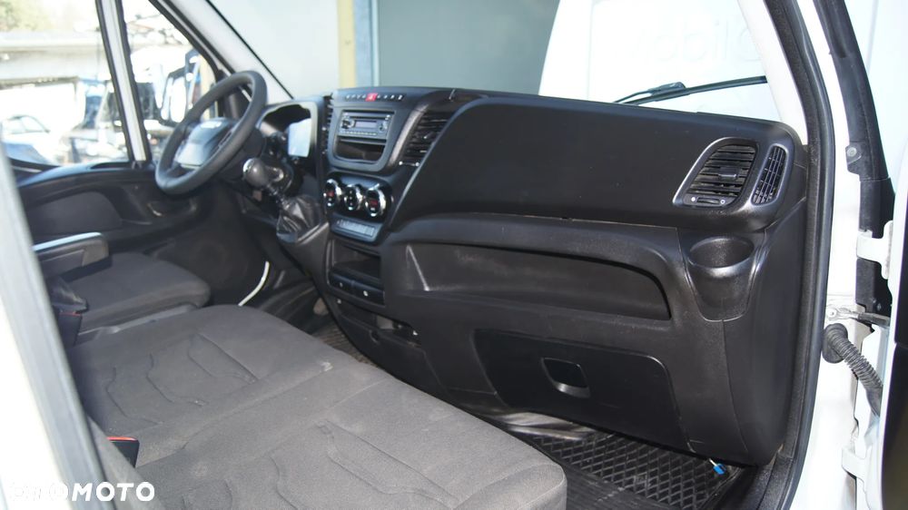 Iveco Daily - 27