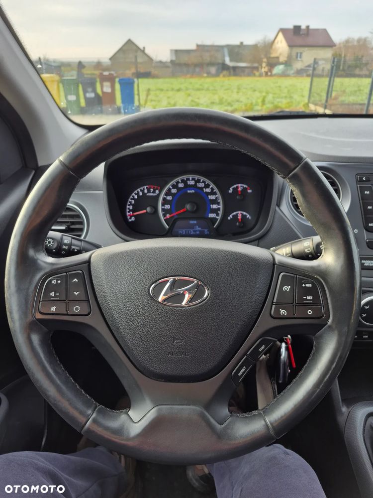 Hyundai i10 1.2 Intro Edition - 21