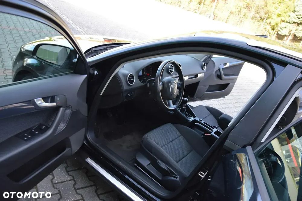 Audi A3 Sportback - 5