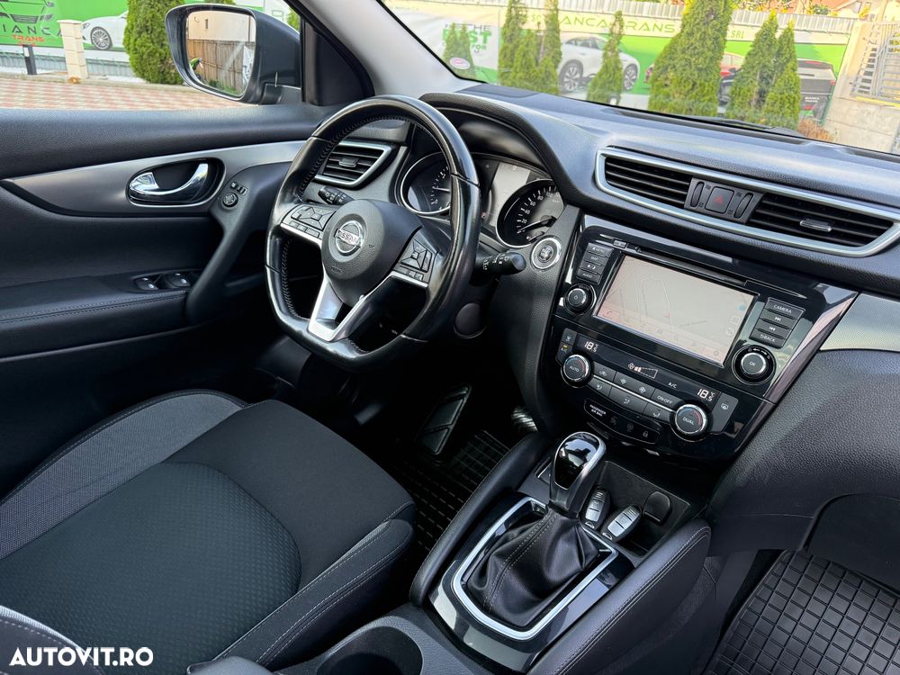 Nissan Qashqai 1.3 DIG-T DCT N-CONNECTA - 34