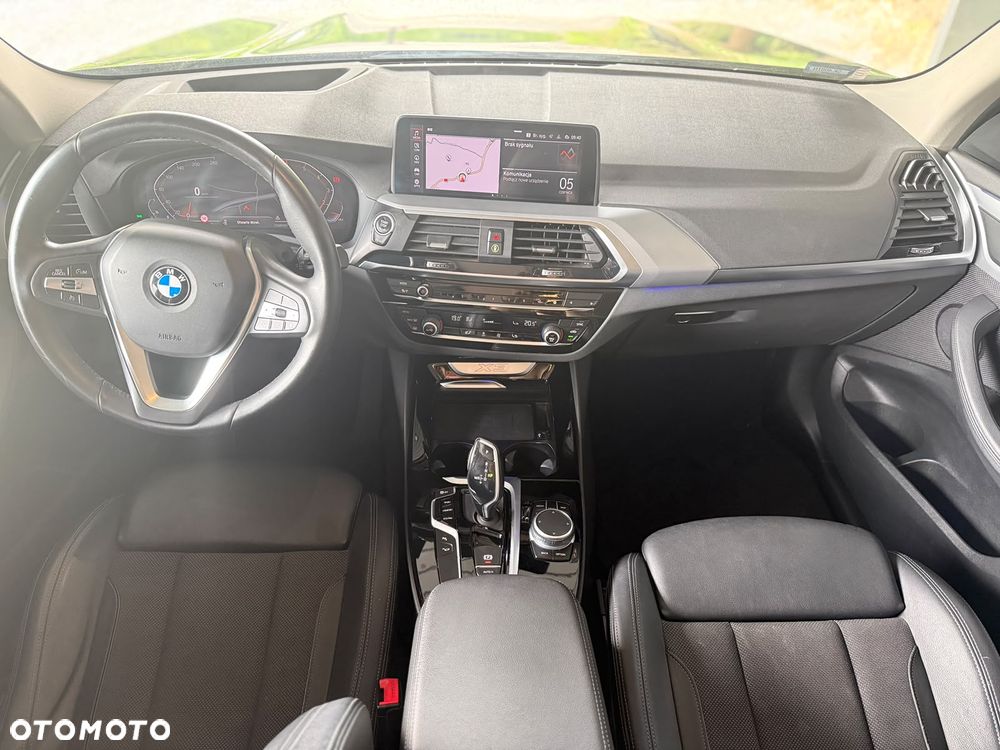 BMW X3 xDrive20i Advantage - 19