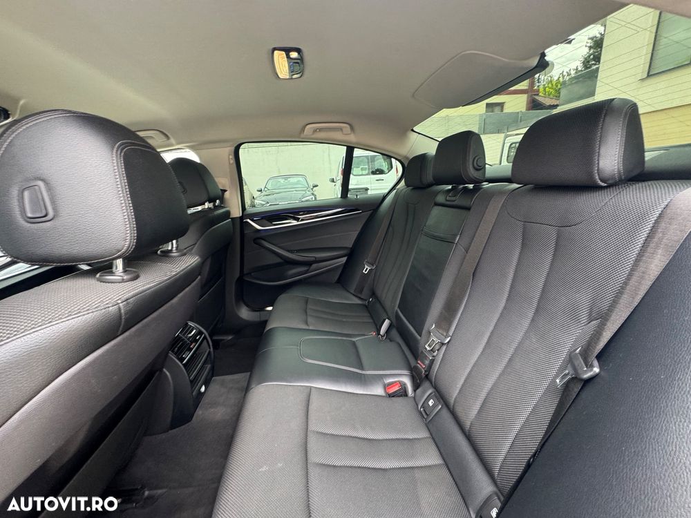 BMW Seria 5 520d EfficientDynamics Edition AT - 18