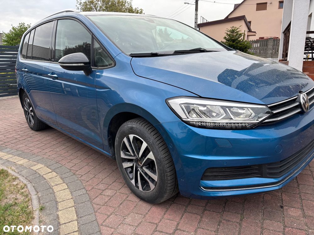Volkswagen Touran 2.0 TDI SCR DSG IQ.DRIVE - 3