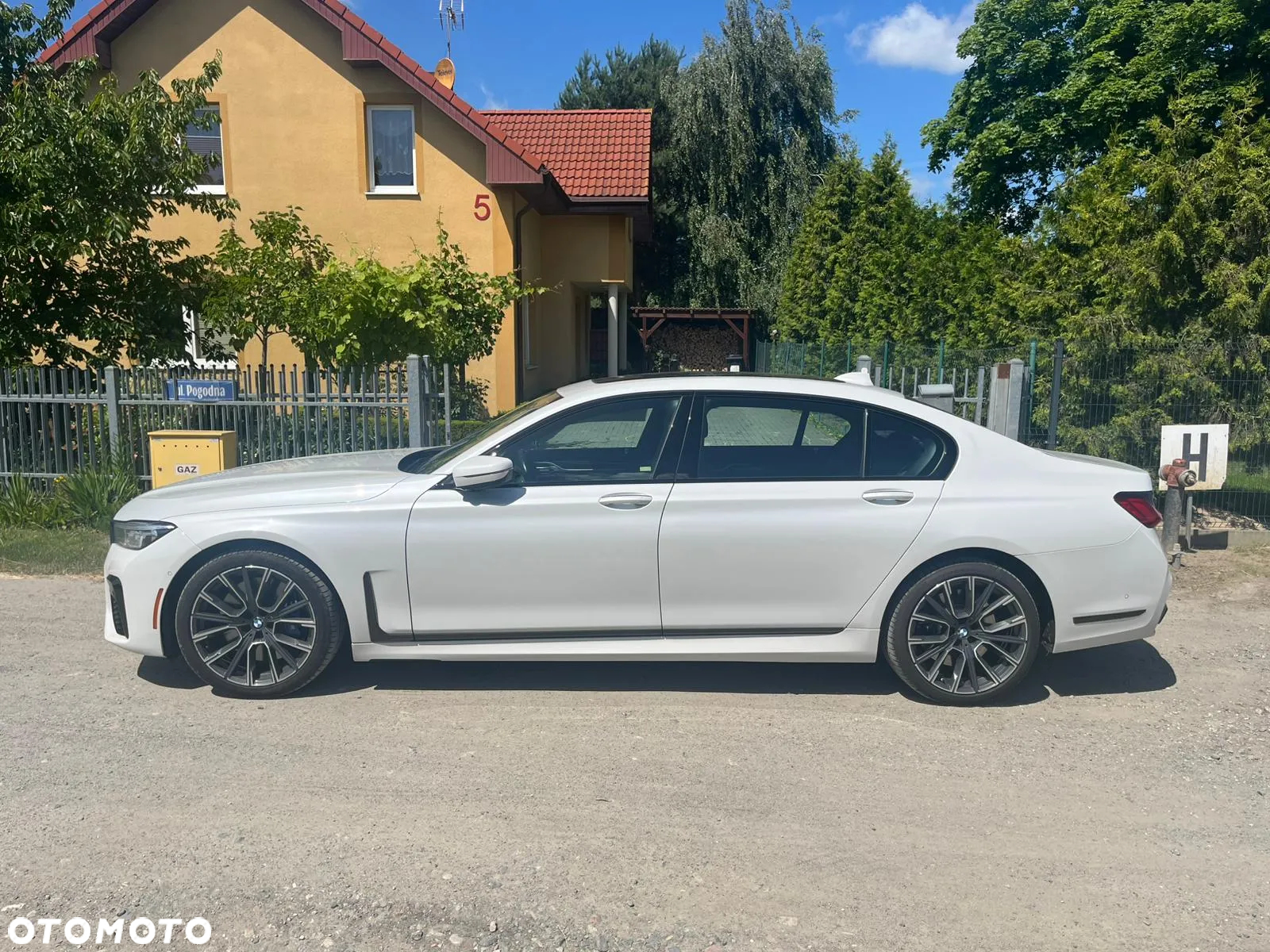 BMW Seria 7 740Li - 9