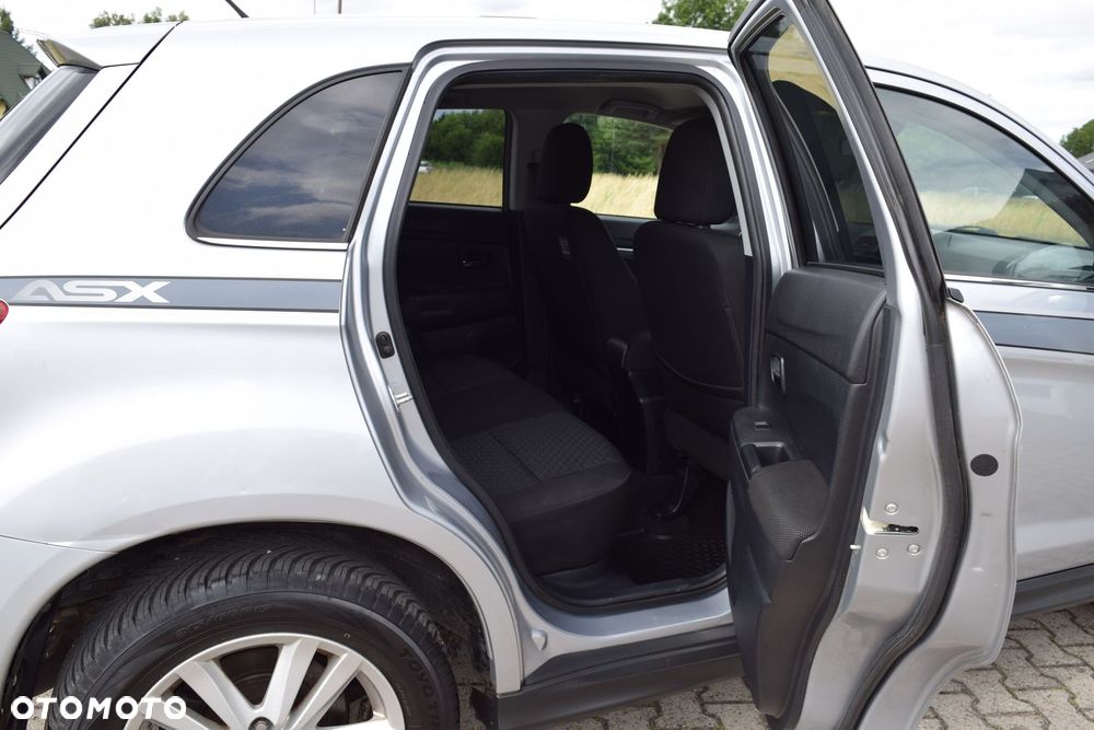 Mitsubishi ASX 1.6 2WD Edition - 16