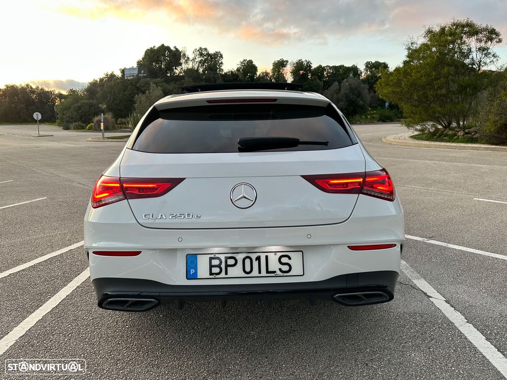 Mercedes-Benz CLA 250 e Shooting Brake AMG Line - 4