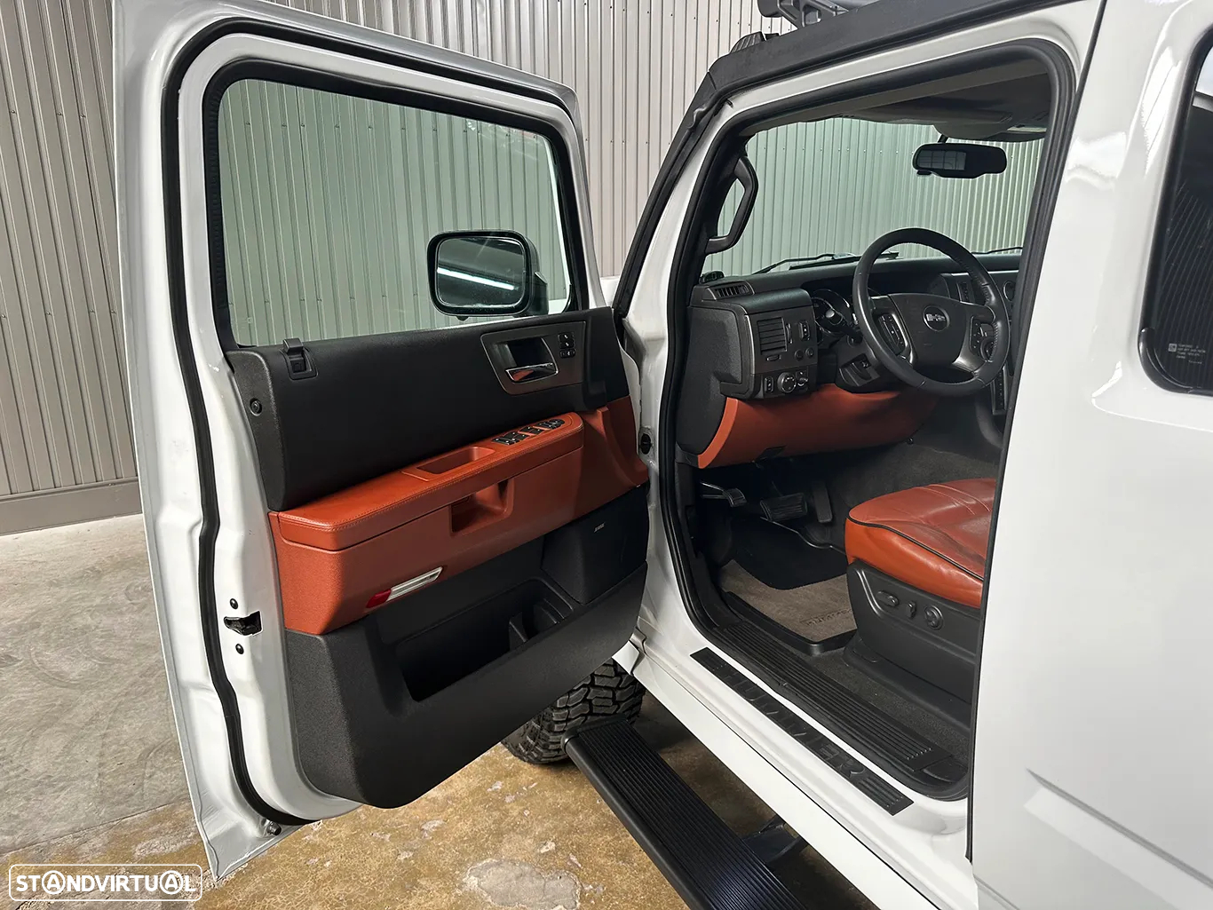 Hummer H2 6.2L V8 SUT - 23