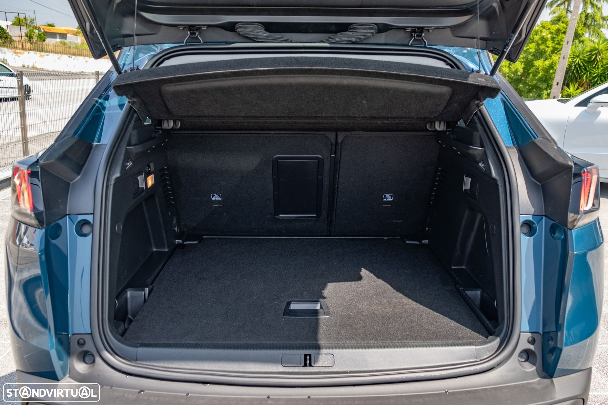 Peugeot 3008 1.5 BlueHDi Active - 41