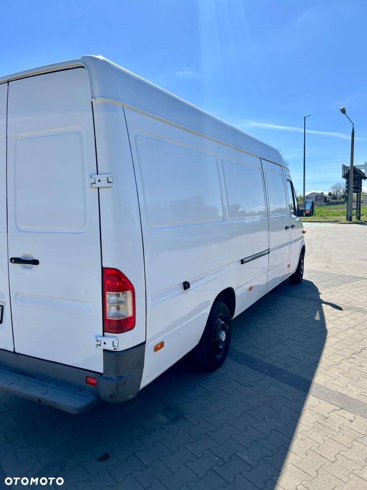 Mercedes-Benz Sprinter 906.255 - 13