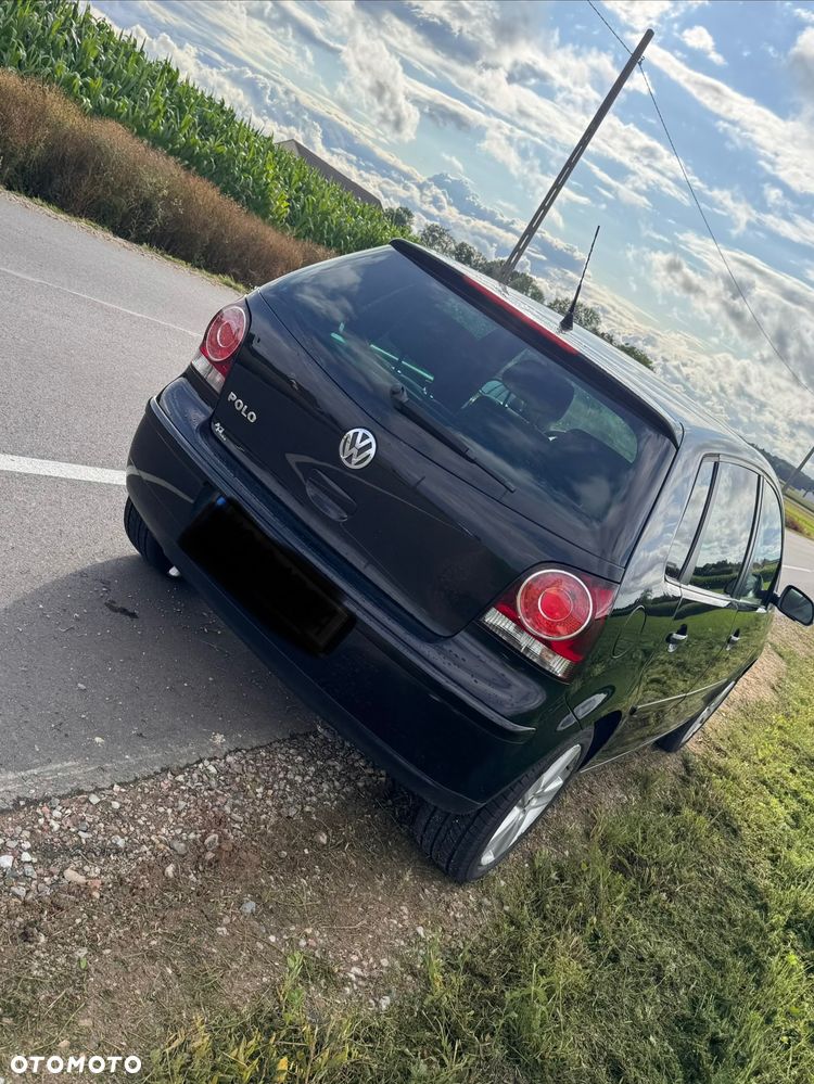 Volkswagen Polo - 4