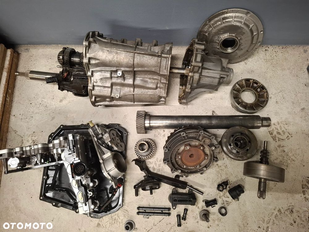 Obudowa Skrzyni Biegów Tylna S-Tronic S-Tronik 0B4301213E Audi - 8