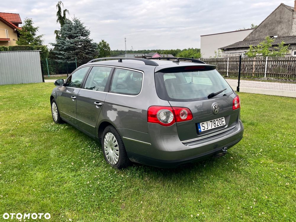 Volkswagen Passat 1.9 TDI Comfortline - 7