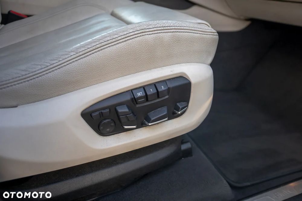 BMW X5 - 25