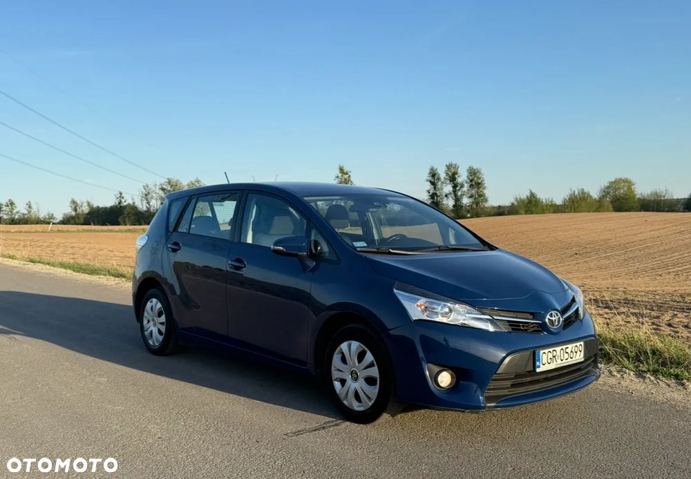 Toyota Verso 1.6 Active 7os EU6 - 4