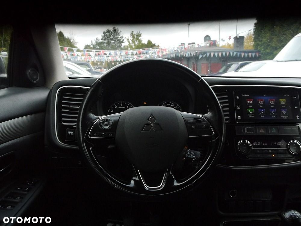 Mitsubishi Outlander 2.0 2WD Active - 20