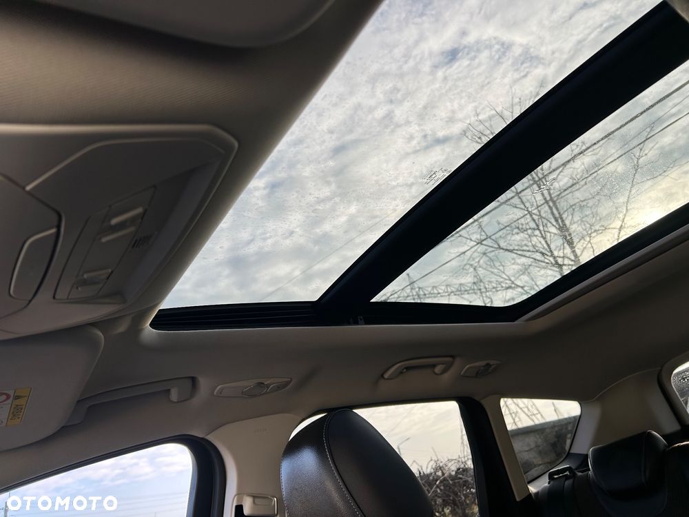 Ford Kuga 1.5 EcoBoost 2x4 Titanium - 11