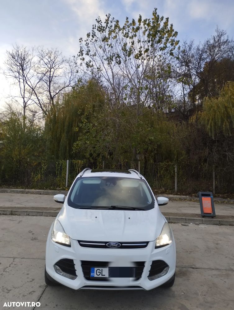 Ford Kuga 2.0 TDCi Powershift 4WD Titanium - 2