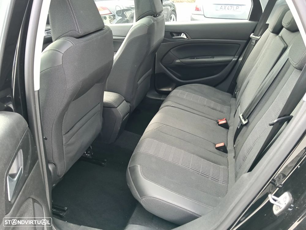 Peugeot 308 SW 1.2 PureTech GT Line - 25