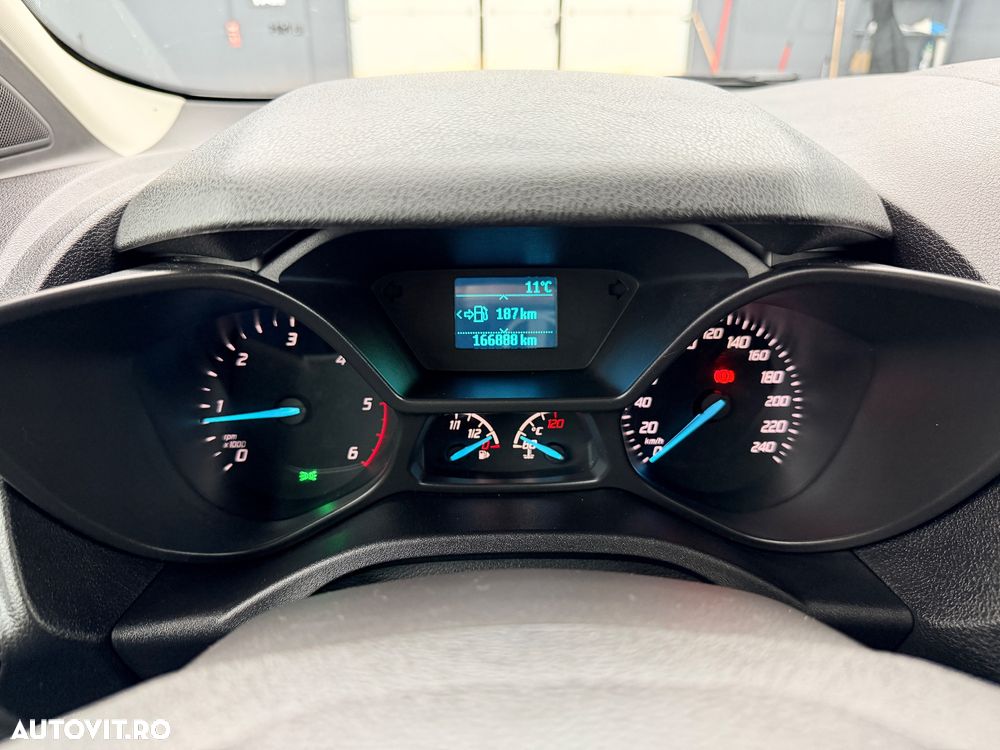 Ford Tourneo Connect 1.5 TDCi Start-Stop Trend - 27